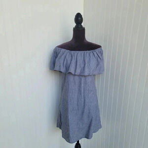 NWT Fashion Web Womens Off Shoulder Ruffle Dress Gray White Striped Sz M
